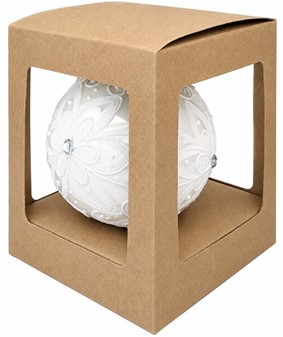 Julepynt butik. Polsk hvid julekugle med hvid dekoration. Ø 10 cm
