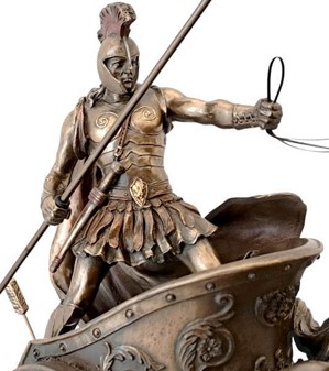 GAVEN TIL HAM PÅ 60. Smuk bronze figur af Achilleus i sin stridsvogn