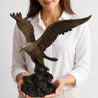 Majestætisk havørn figur. En perfekt gave til naturlivsentusiaster