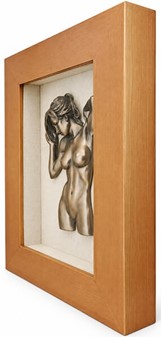 Kunstnerisk Vægdekoration: Elegant Nøgenfigur Bronze i Træramme