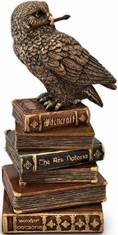 Ugle Figur Bronze. Kreativ Studentergave og Symbol på Visdom