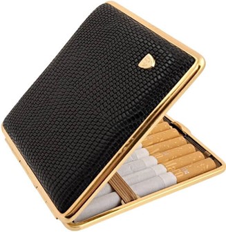 EKSKLUSIV GAVE TIL CHEFEN. Tyske sort cigaretetui i ægte firben læder