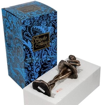 GAVE TIL SØSTER. Dekorativ gave figur af en ballerina i dans