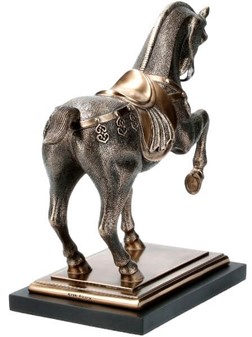 Gave til Rytter. Bronze Hestefigur. Symbol på Styrke, Frihed, Skønhed