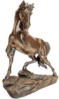 HESTESKULPTUR. En majestætisk og perfekte dekoration til dit hjem