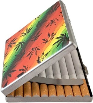Cigaret etui metal med levende Rasta farver og cannabis blade