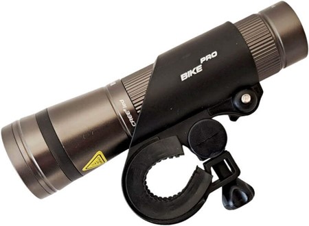 750 lumen, ét monster af cykelforlygte. Bedste LED-lampe til cykling