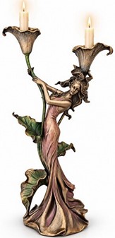 GOD BRYLLUPSGAVE. Art Nouveau lysestage - figur, en kvinde med lilje
