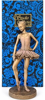 GAVE TIL EN BALLERINA. Attraktiv ballerina figur til stue dekoration