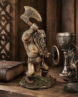 Frygtløs Vikingekriger. Humoristisk Dekorativ Figur til Hjem og Kontor