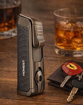 Bedste cigar lighter. Stormlighter med tredobbelt flamme, cigar punch