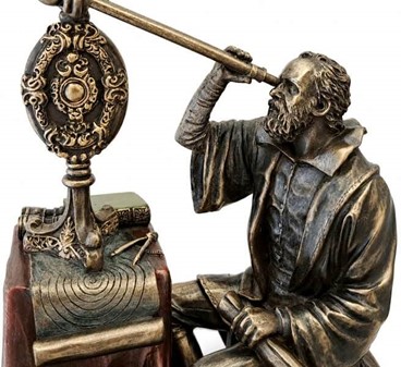 Galileo Galilei Figur. Forvandl dit hjem til et univers af opdagelser