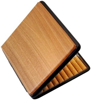 Luksus i lommeformat. Stilrent billigt metal cigaretetui med trædesign