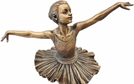 BALLERINA FIGUR. Billig dekoration til hjemmet i form smuk bronzefigur