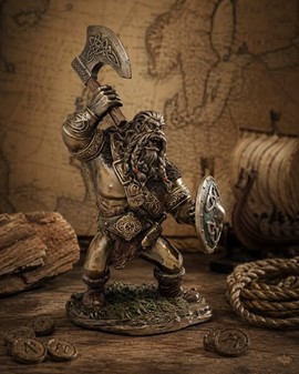 Frygtløs Vikingekriger. Humoristisk Dekorativ Figur til Hjem og Kontor