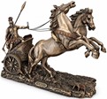 GAVEN TIL HAM PÅ 60.  Smuk bronze figur af Achilleus i sin stridsvogn