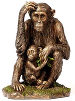 GAVE TIL MOR | Orangutan unge med sin mor, figur.