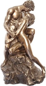 ROMANTISKE GAVER. Smuk figur af et nøgent par i et lidenskabeligt kys